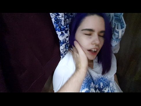 ❤️ Megtaláltam a nővéremet a szekrényben, és segítettem neki elélvezni. ❤ Porno vk at hu.robosexshop.ru ❌️❤